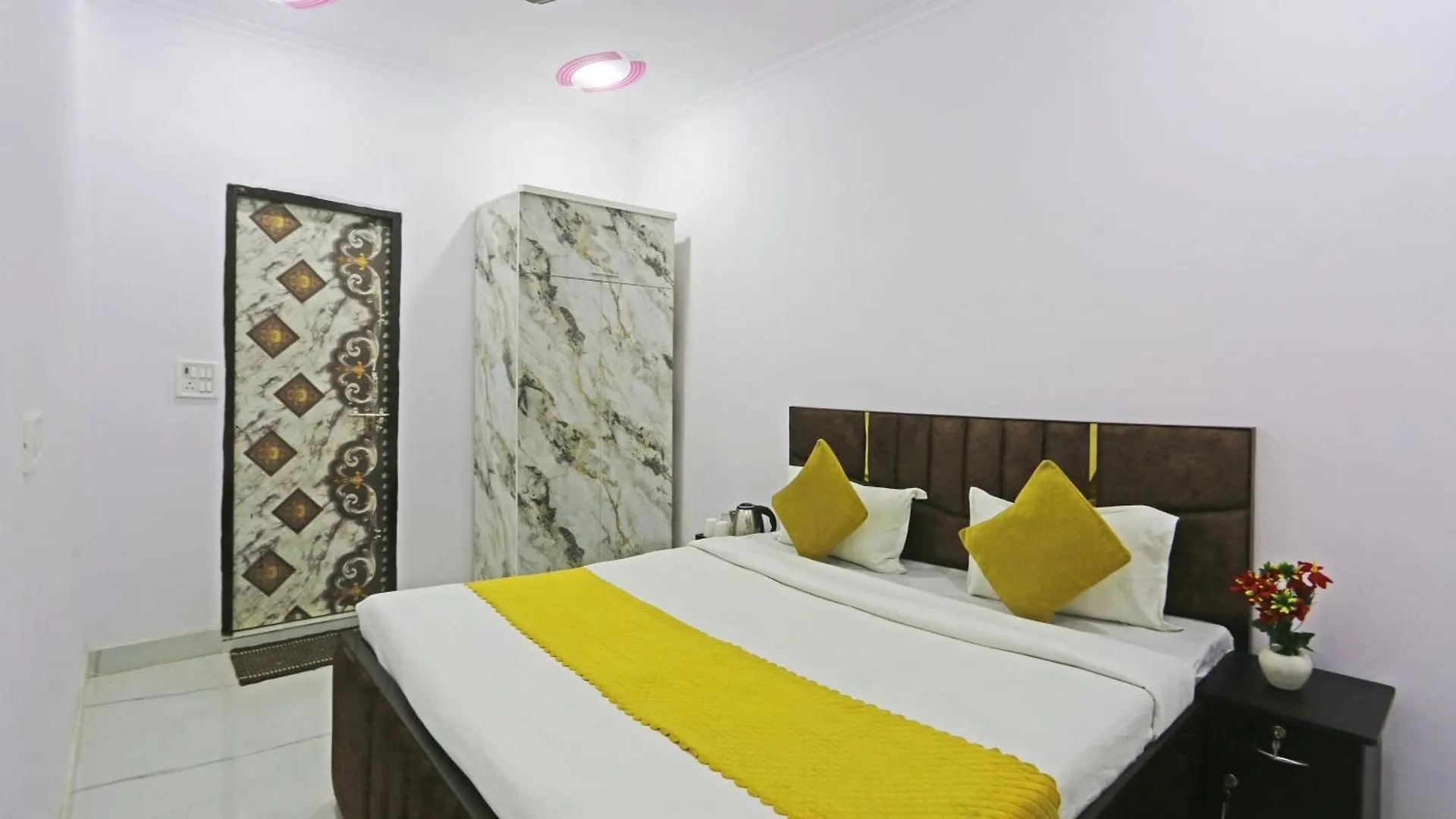 Twamev Residency Hotel Delhi  3*, Delhi (National Capital Territory of India) India