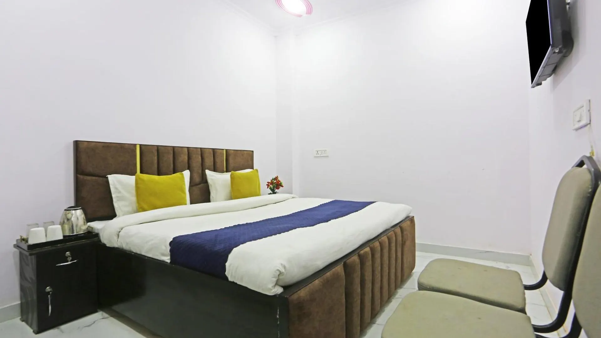 Twamev Residency Hotel Delhi  3*, Delhi (National Capital Territory of India)