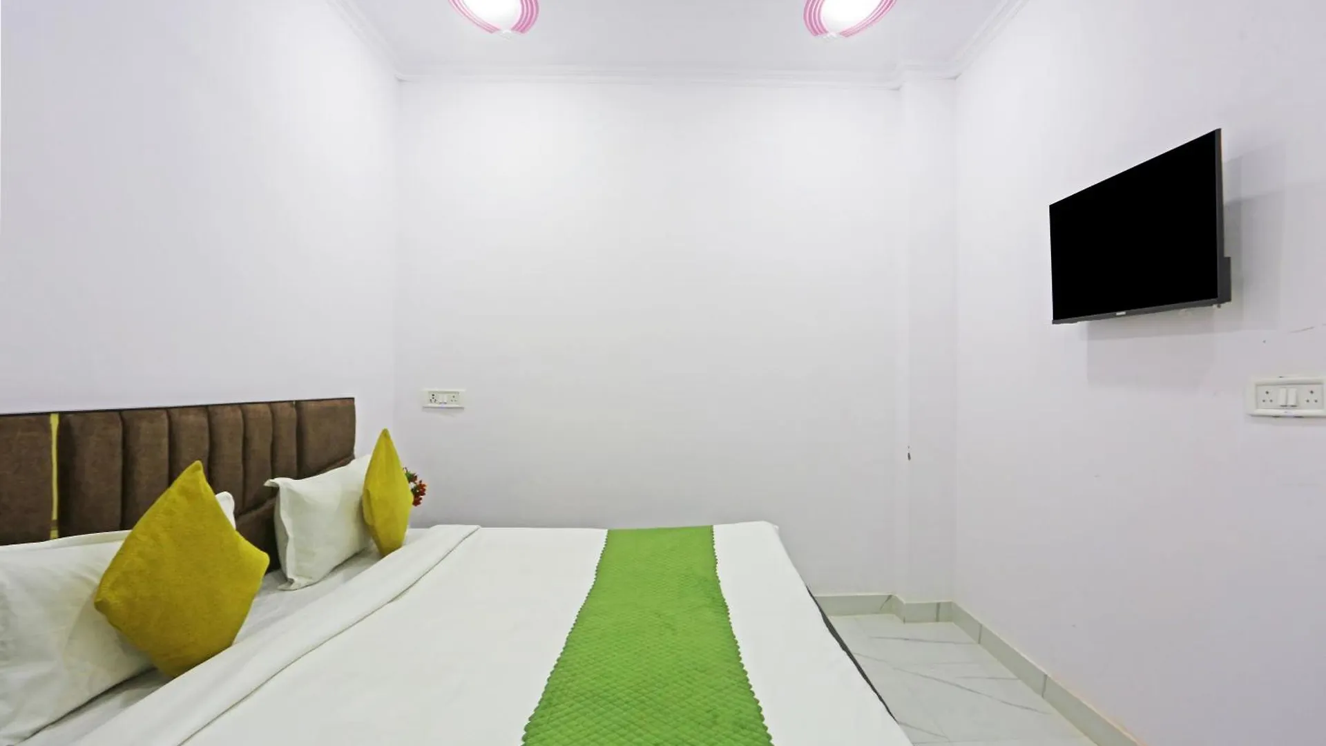 ***  Twamev Residency Hotel Delhi  India