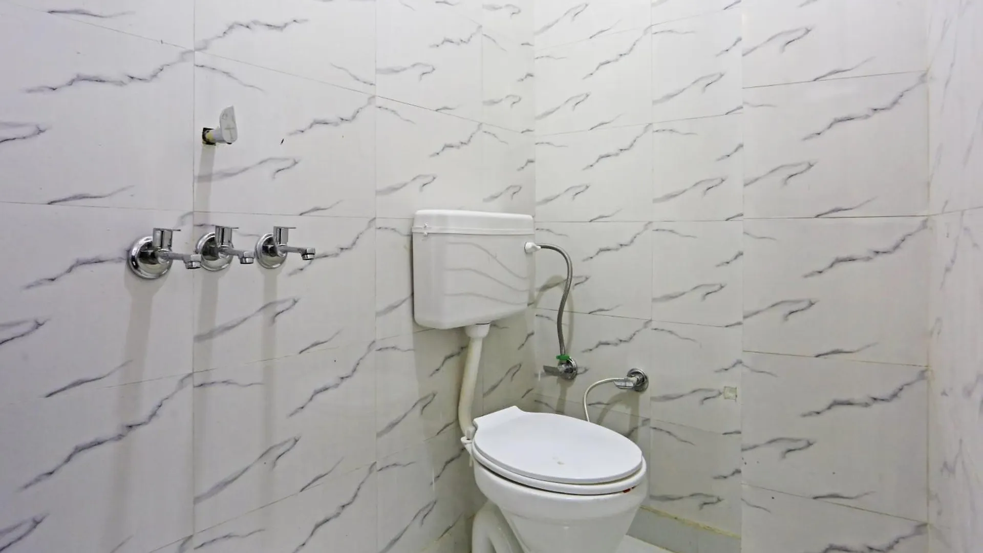 ***  Twamev Residency Hotel Delhi  India